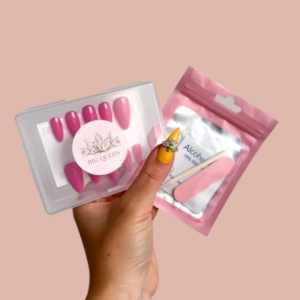 Order your custom-made false nails
