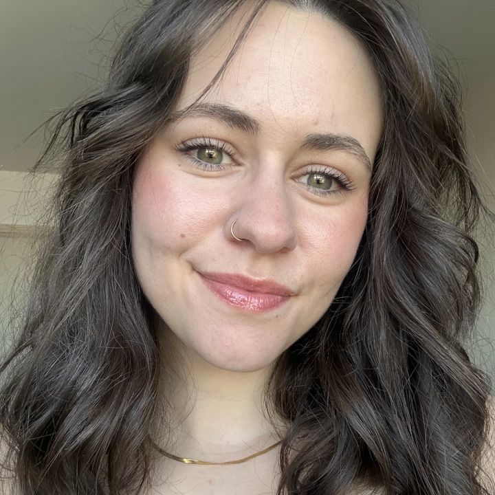 Prothésiste ongulaire Big Queen